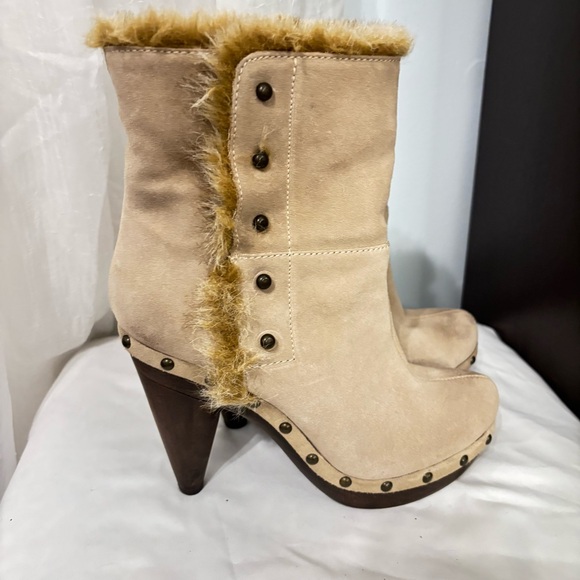 Seychelles Crypt SAND TAUPE SUEDE Studded Fur CUFF Boot Size 7.5 - Picture 6 of 10
